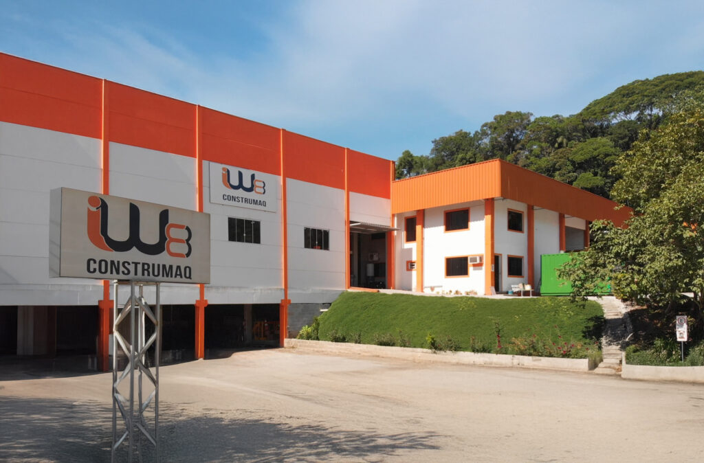 grupo iw8 construmaq